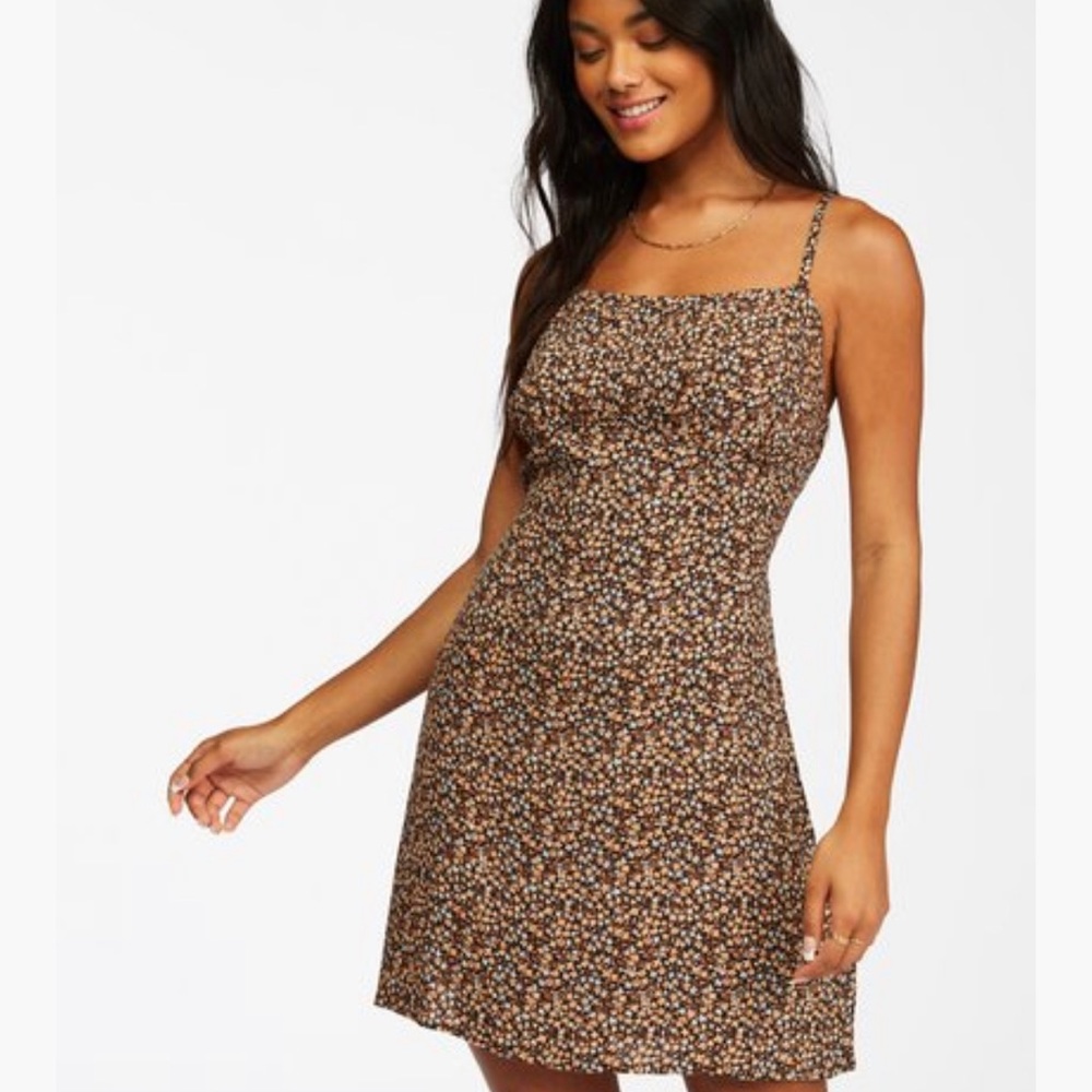 Billabong Clear Skies Floral Print Sleeveless Multicolor Mini Dress Size M NWT